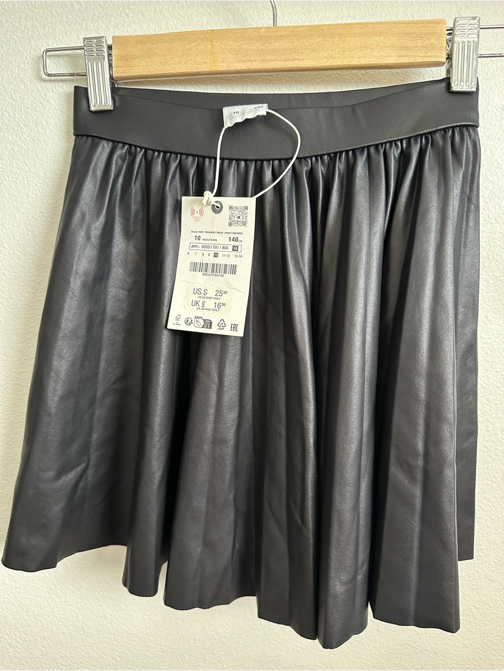 Zara kids Black Faux Leather Circle Skirt size 10